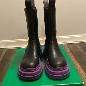 Bottega Veneta “TIER” Boots in Plum Black